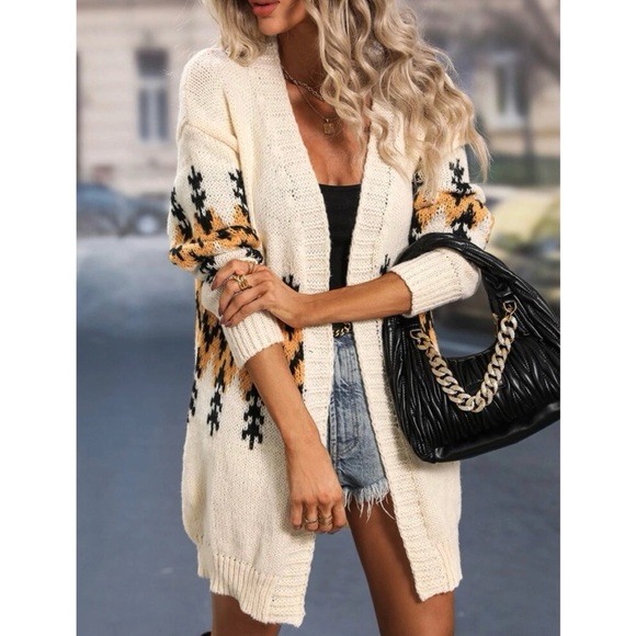 Boho Southwestern Tribal Aztec Print Oversized Open Cardigan Size Medium - Picture 5 of 7